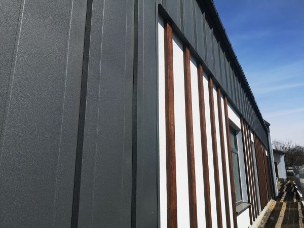 Cost of Metal Cladding Replacement in Lynnwood