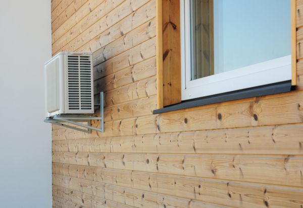 Cost of Pine Wood Siding Installation in Lynnwood