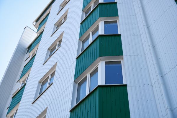 Cost of Corrugated Metal Siding Repair in Lynnwood