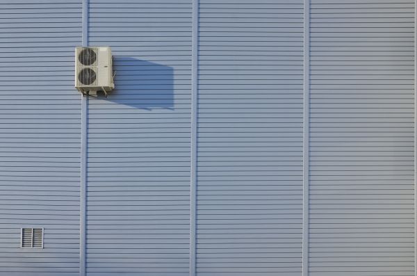 Flat Metal Siding Installation in Lynnwood